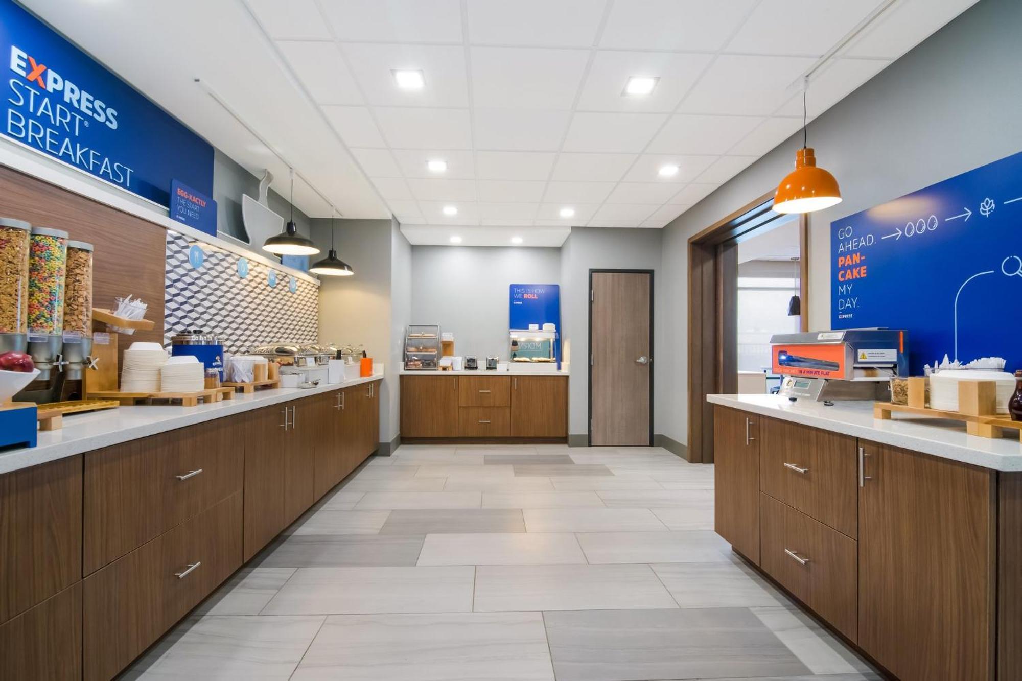 Holiday Inn Express & Suites - Springdale - Fayetteville Area Esterno foto
